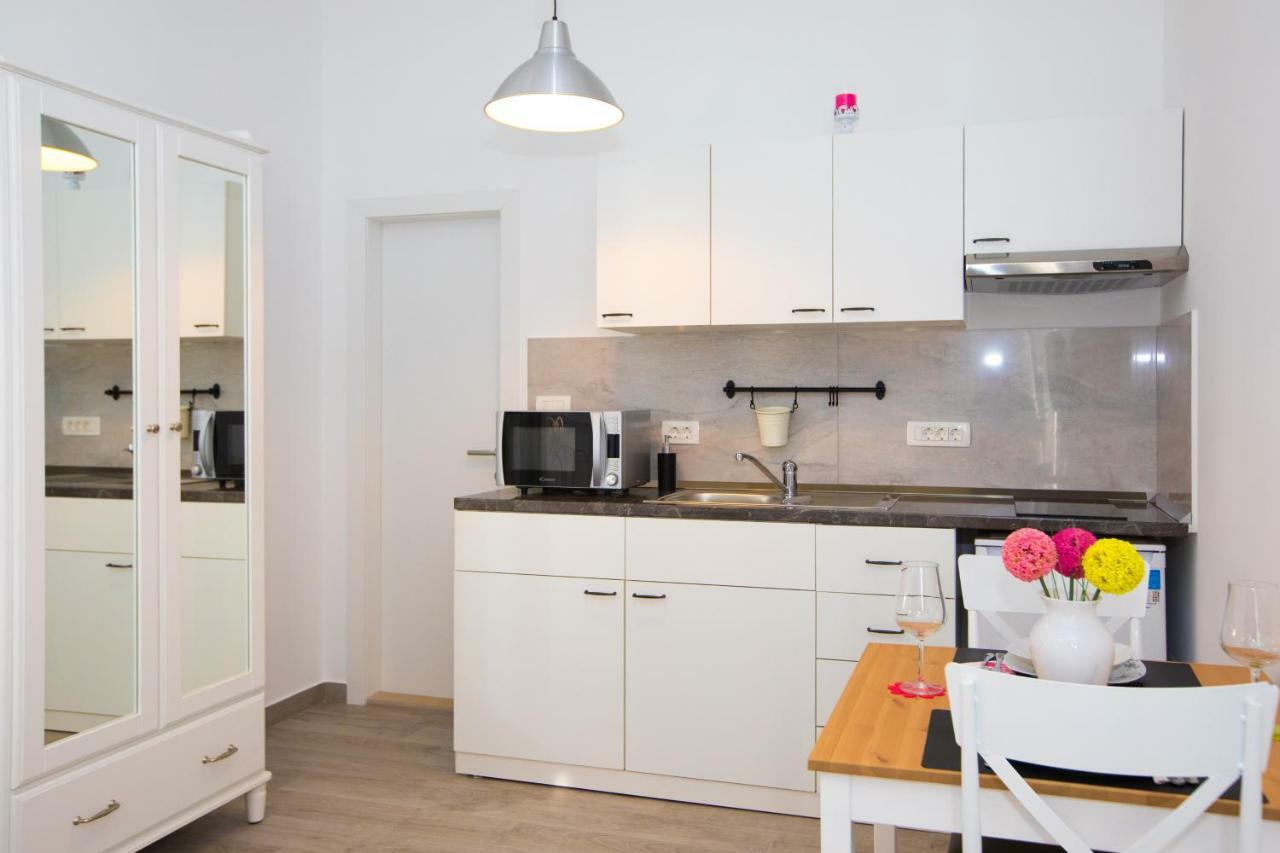 Apartment Lorka ดูบรอฟนิก ภายนอก รูปภาพ