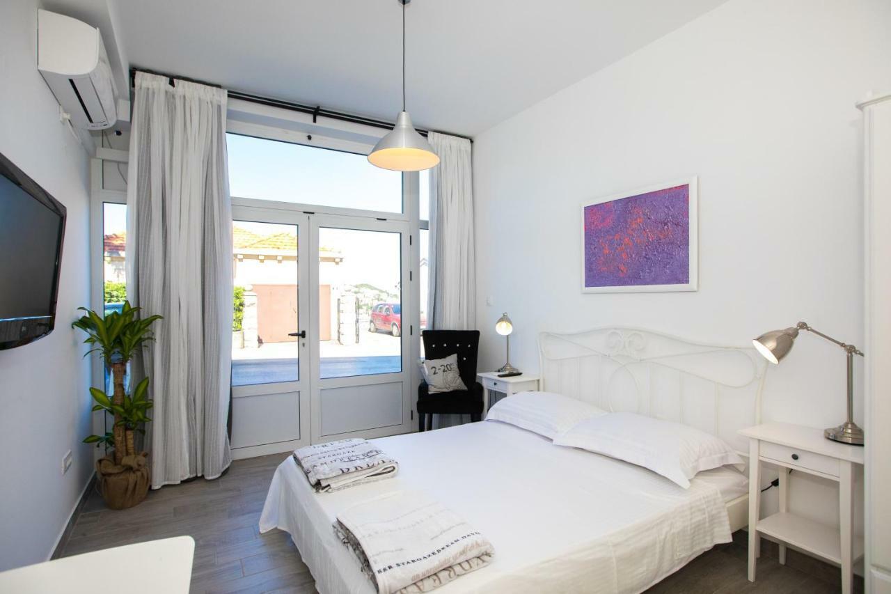Apartment Lorka ดูบรอฟนิก ภายนอก รูปภาพ